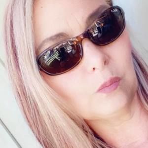 Meet your Posher, Janet